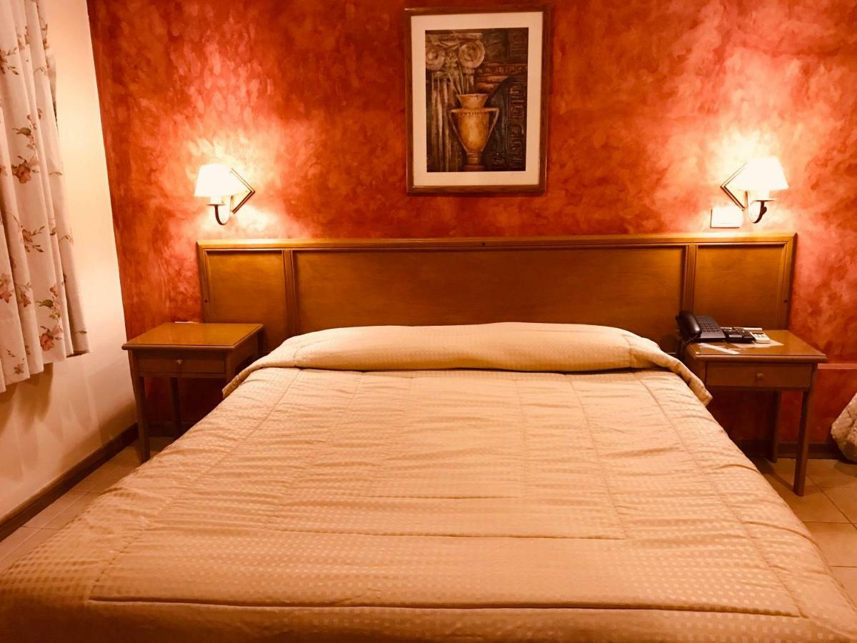 Hotel Bristol Asuncion Ngoại thất bức ảnh
